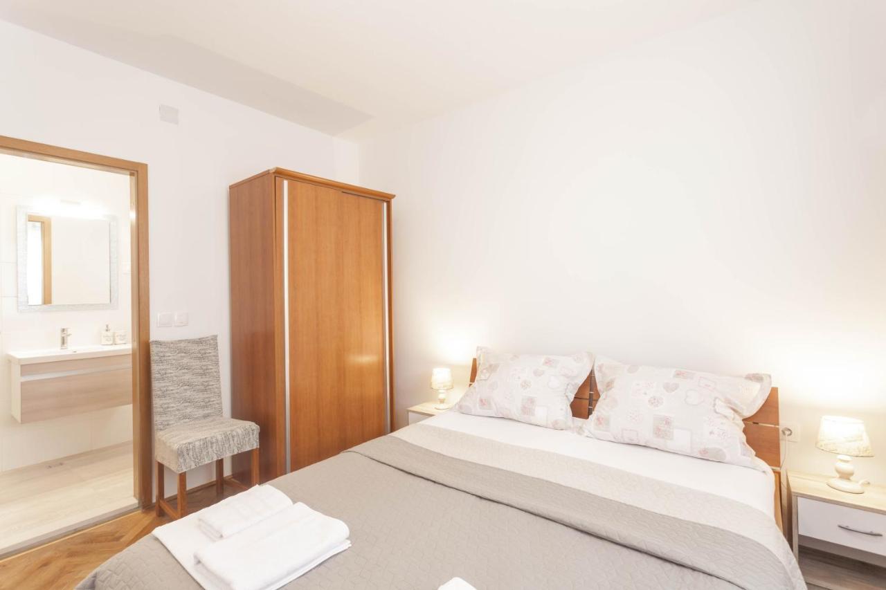 Apartments Maras Makarska Chambre photo